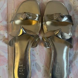 Jcrew Factory - Knotted bow sandal. Size 7. Never Worn. Light gold.